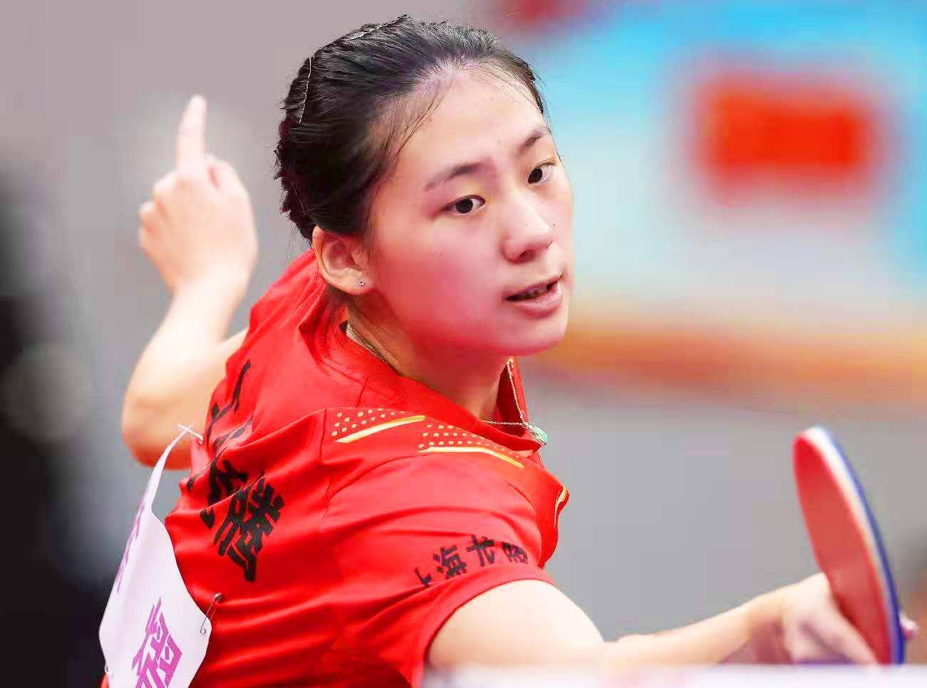 而与莱加内 而与莱加内