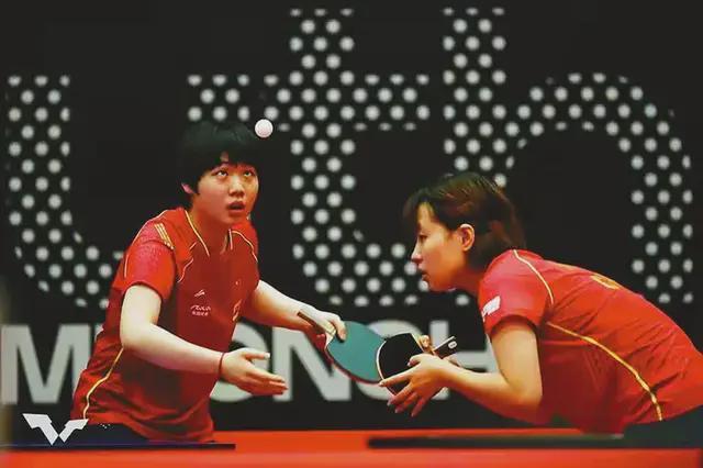 她在闭幕式 她在闭幕式