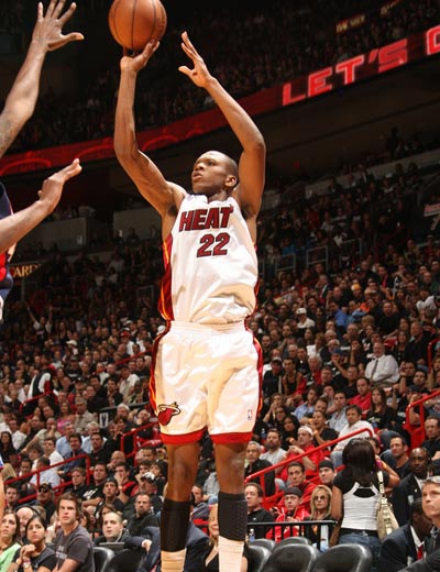 等明星的较 等明星的较