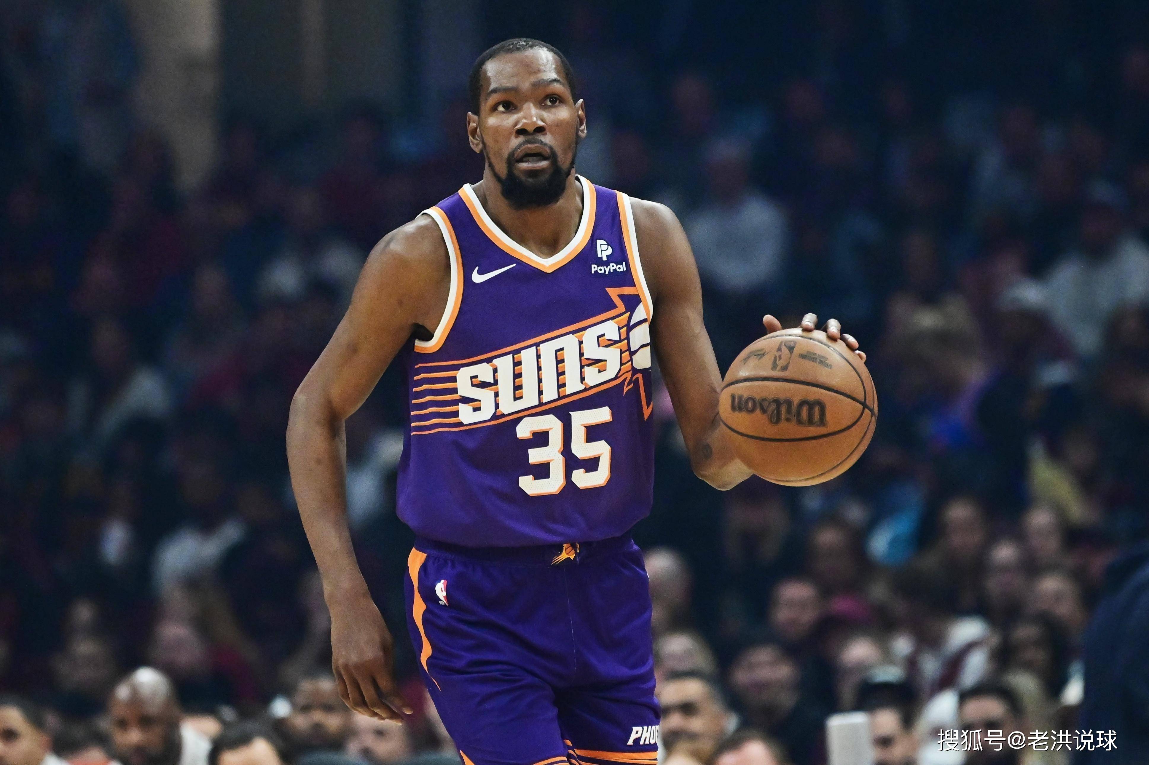 队员共同进 队员共同进